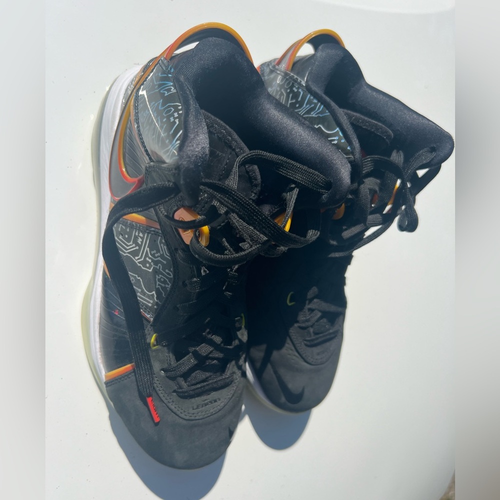 Nike Lebron 8 Space Jam - Size 8.5 Mens